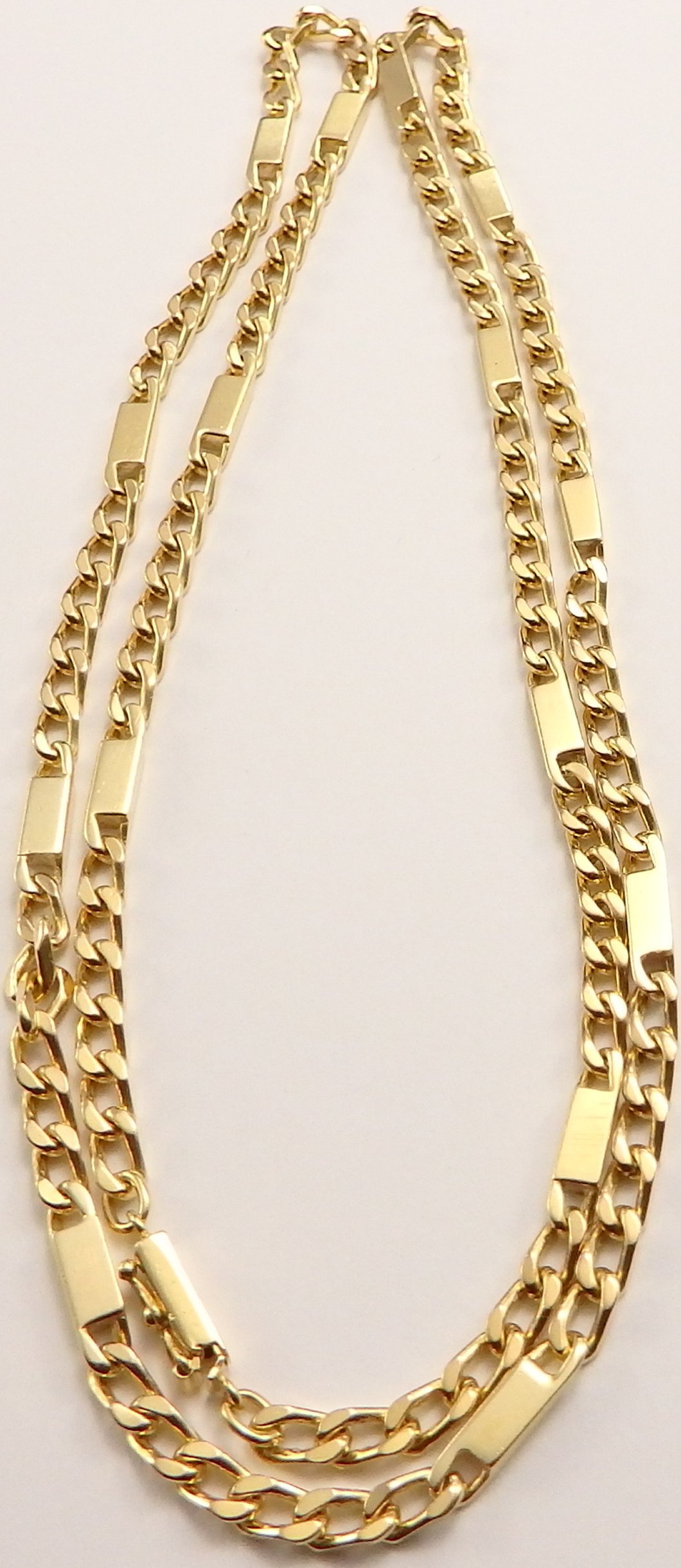 Heavy 9 carat solid gold 29 inch long yellow gold neck chain weighs 43.7 grams. Ian Burton