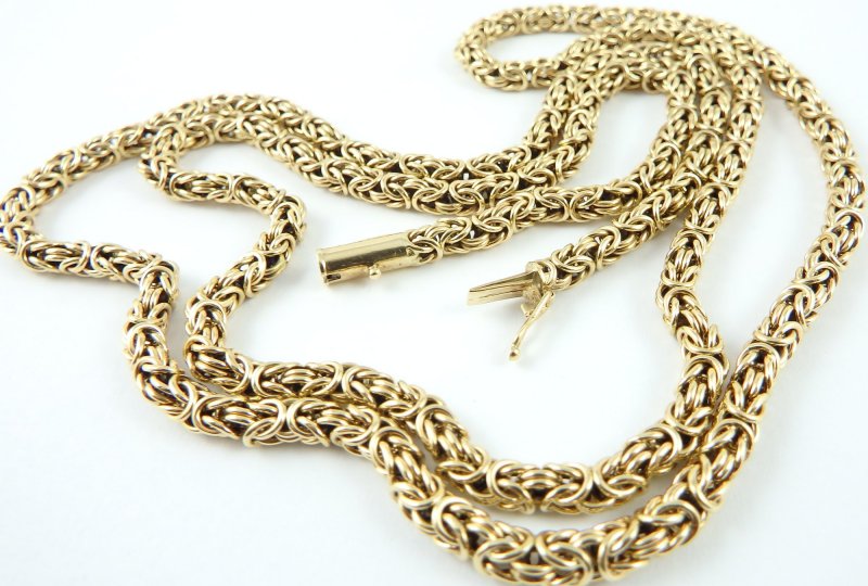 Heavy 36 inch long 9ct yellow gold chain necklace weighs 79 grams | Ian ...